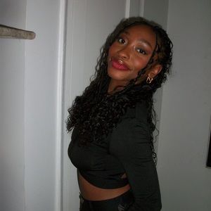 Meet your Posher, Nnandi